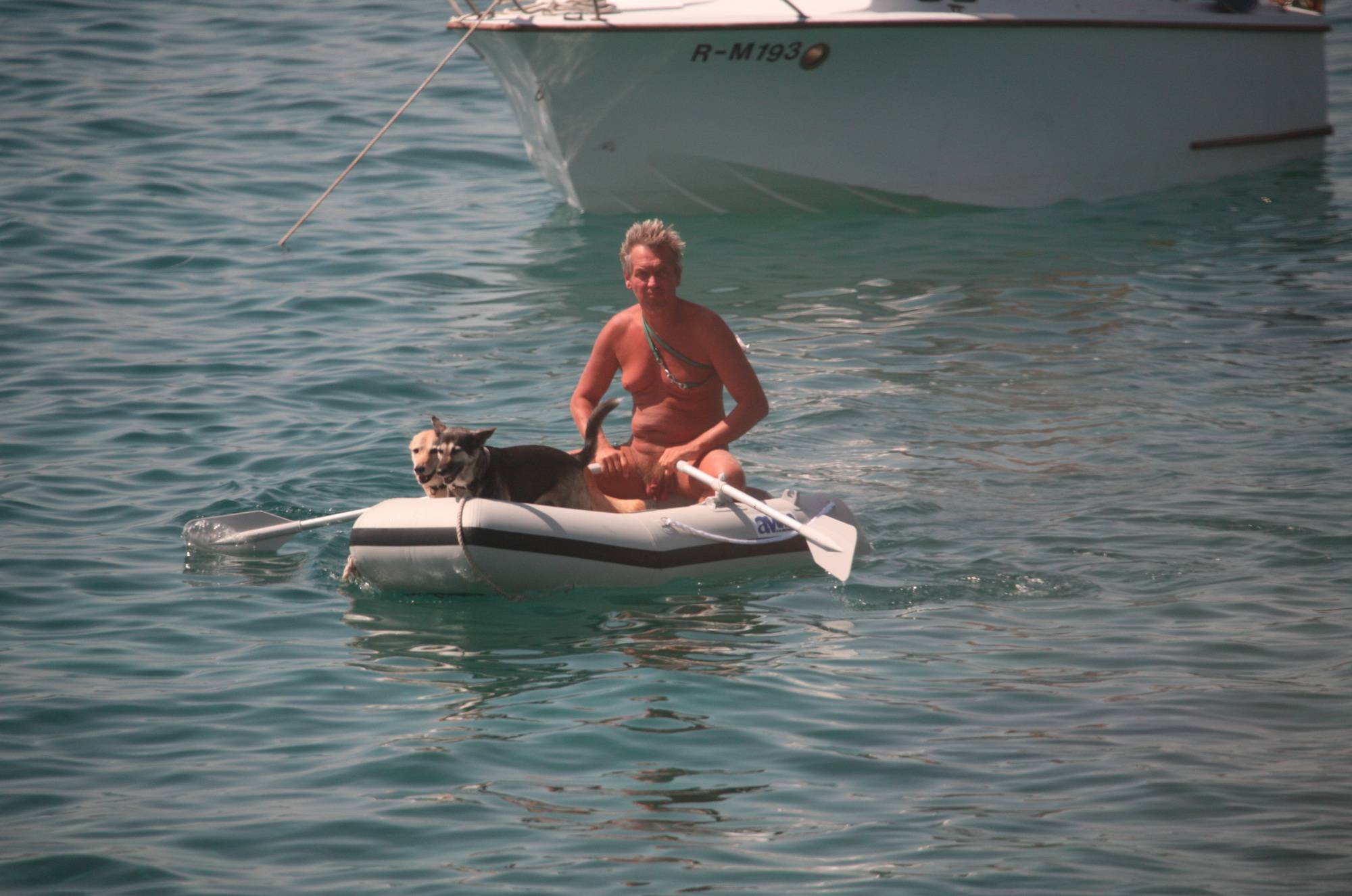 Bares FKK Water Boating - 1