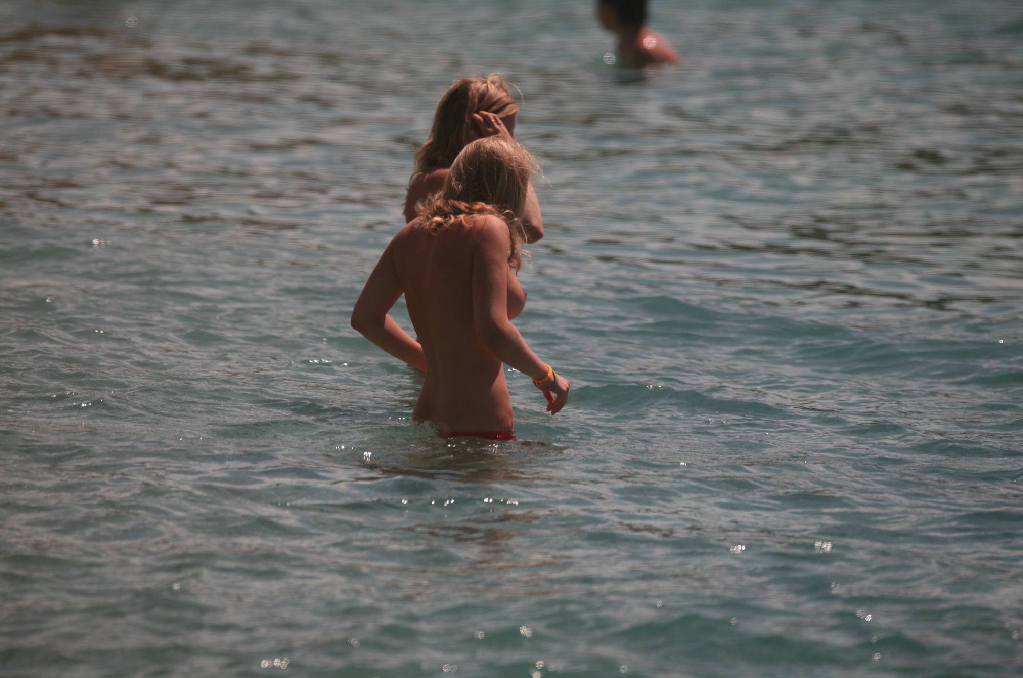 Cove Pyramid Girlfriends - 1