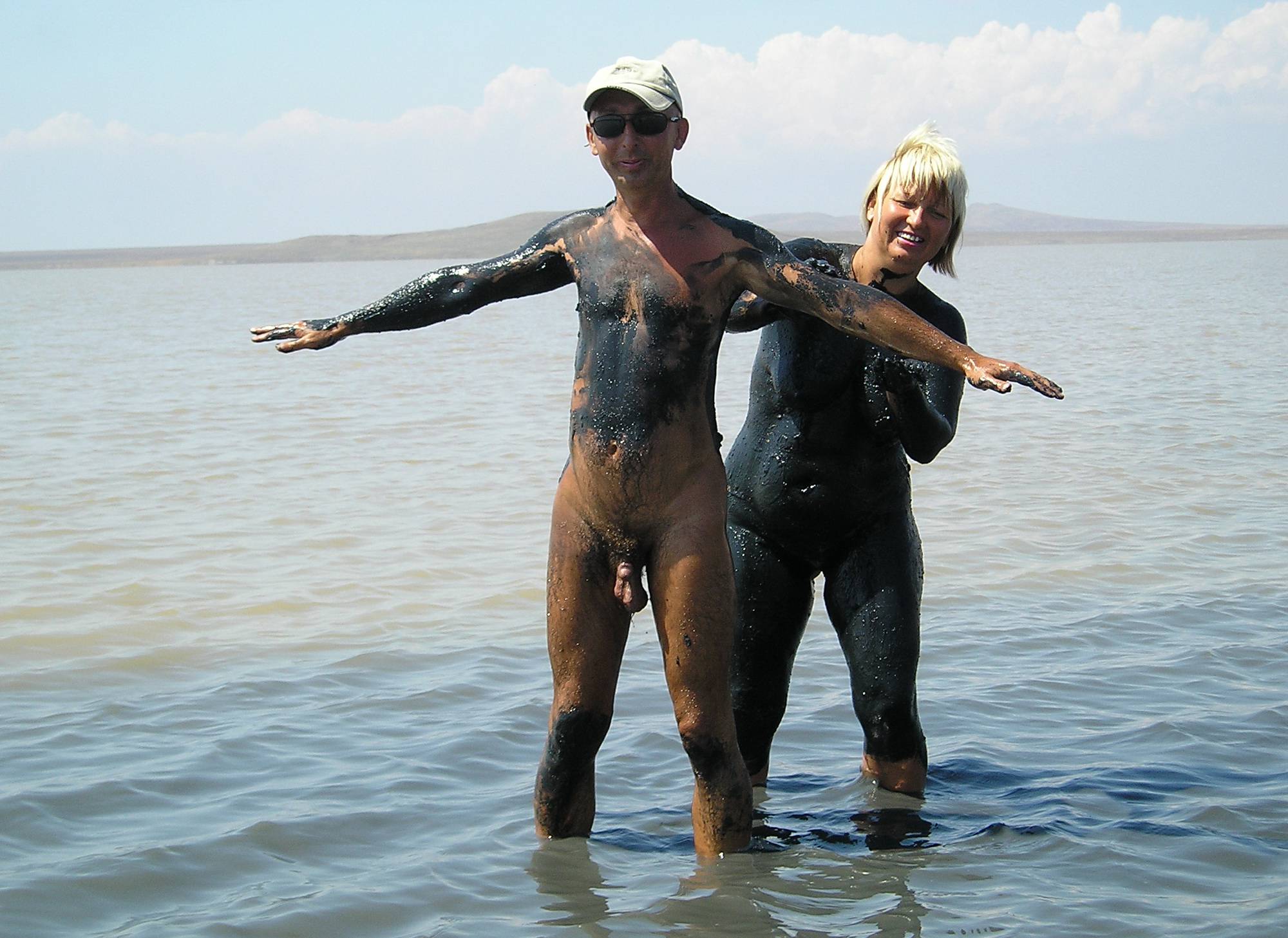 Purenudism Pics Dark Mud And Clear Water - 2