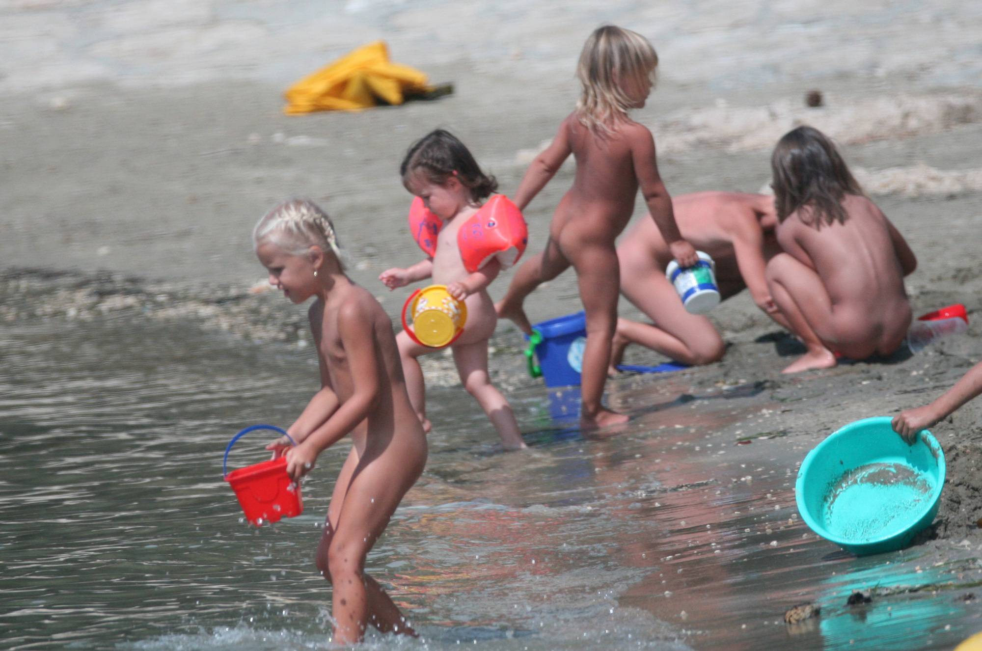 Purenudism Pics Kids Water Playgrounds - 2