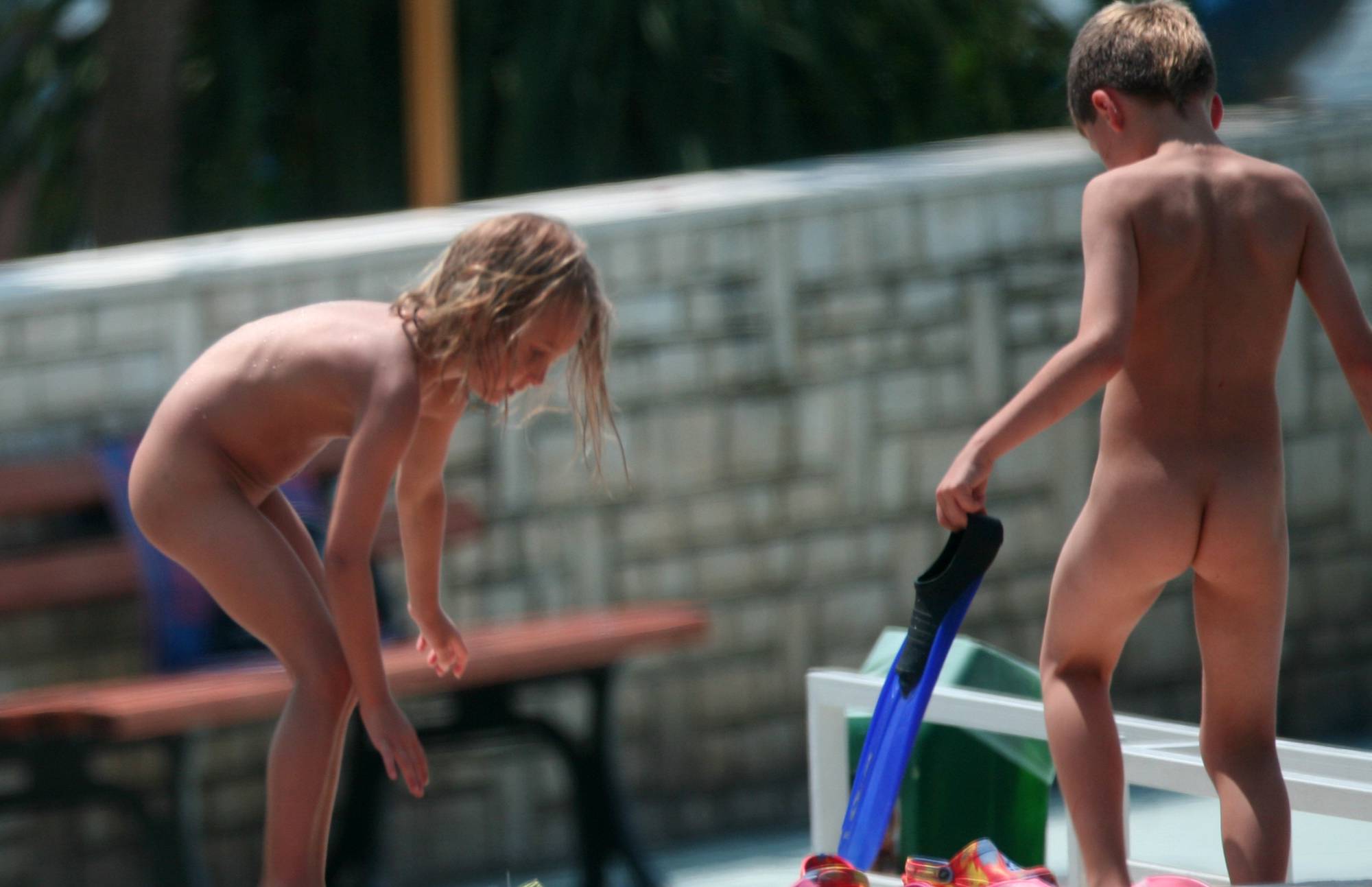 Purenudism Pics Nudist Family Heading Out - 2