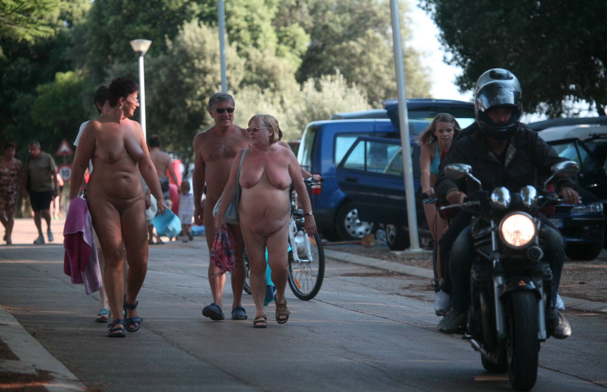 Purenudism Pics Nudist Park Sidewalk Shot - 2