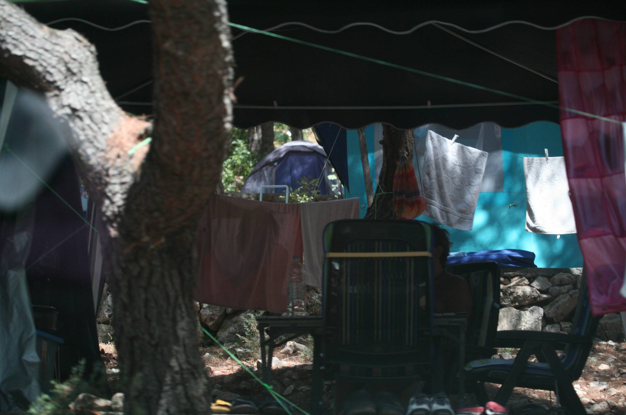 Bares Camping Scenery - 1