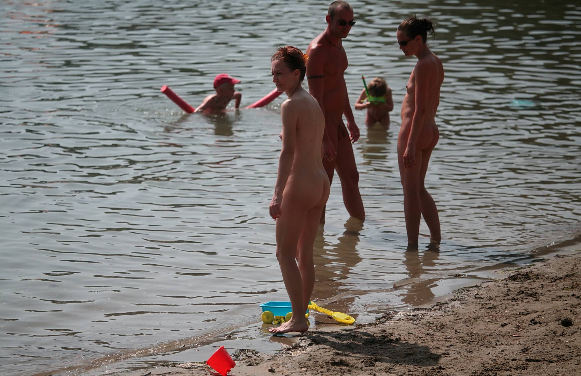 Dark Water Sand Splasher - 1