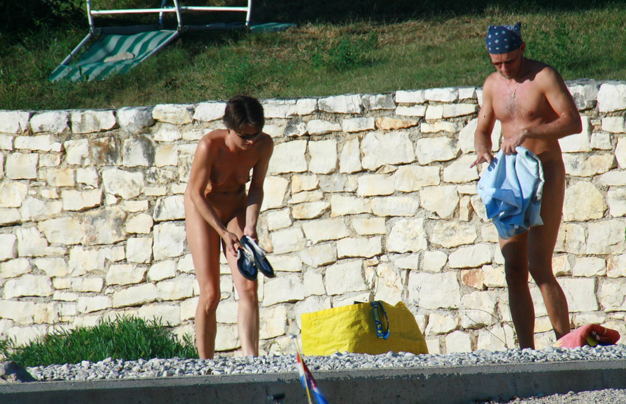 Purenudism Pics Gather Your Beach Towels - 1