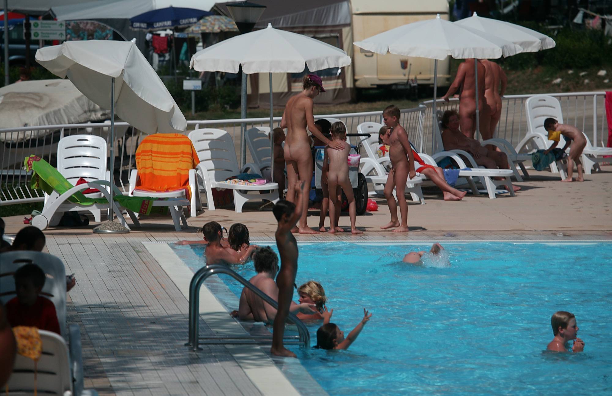 Purenudism Pics Large Pool Gatherings - 1