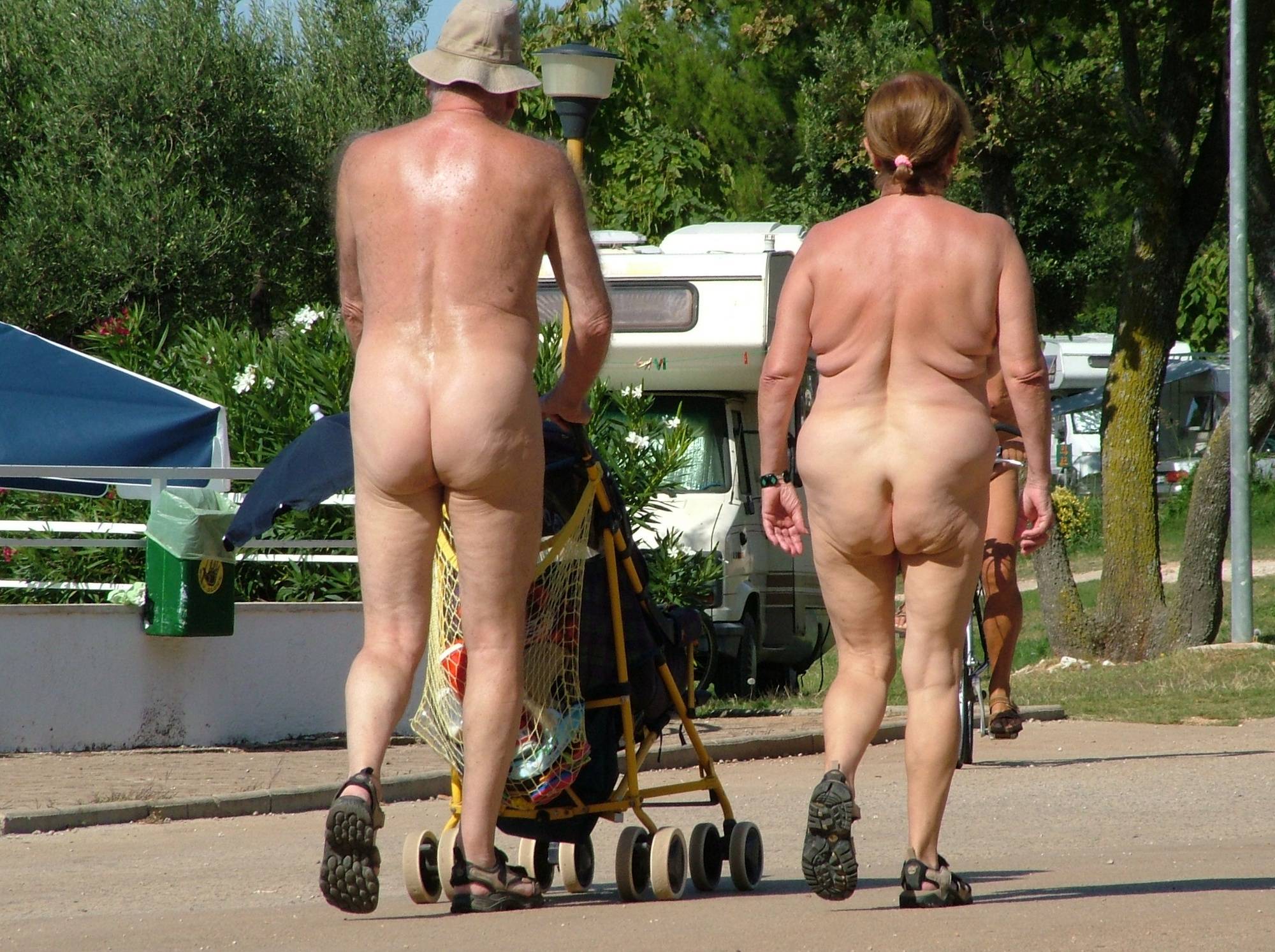 Purenudism Pics Naturist FKK Day Passers - 1