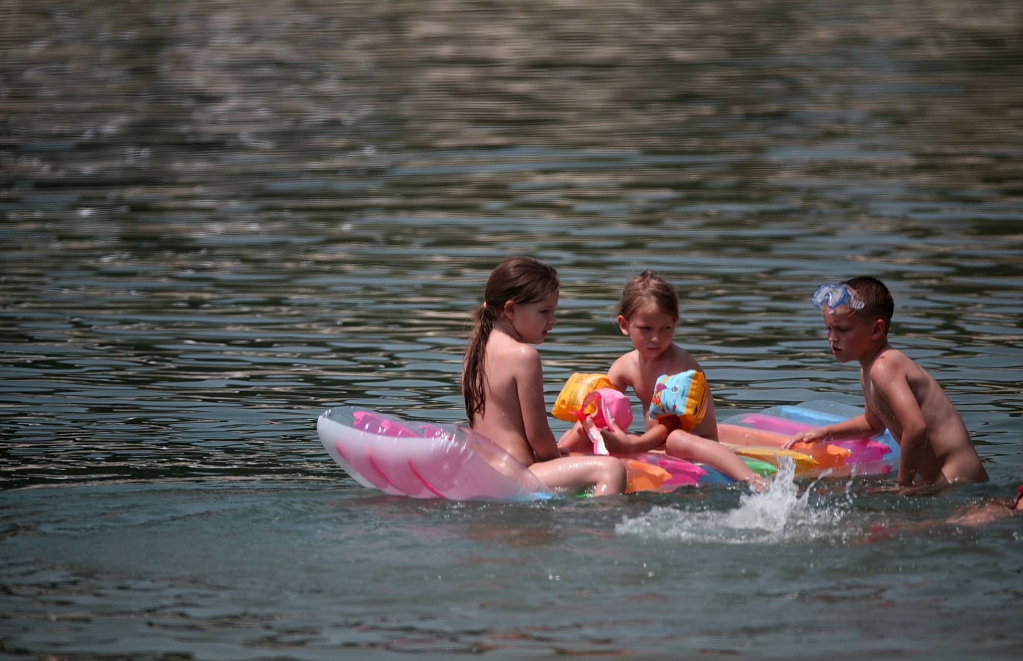 Relax Aboard A Floaty Raft - 2