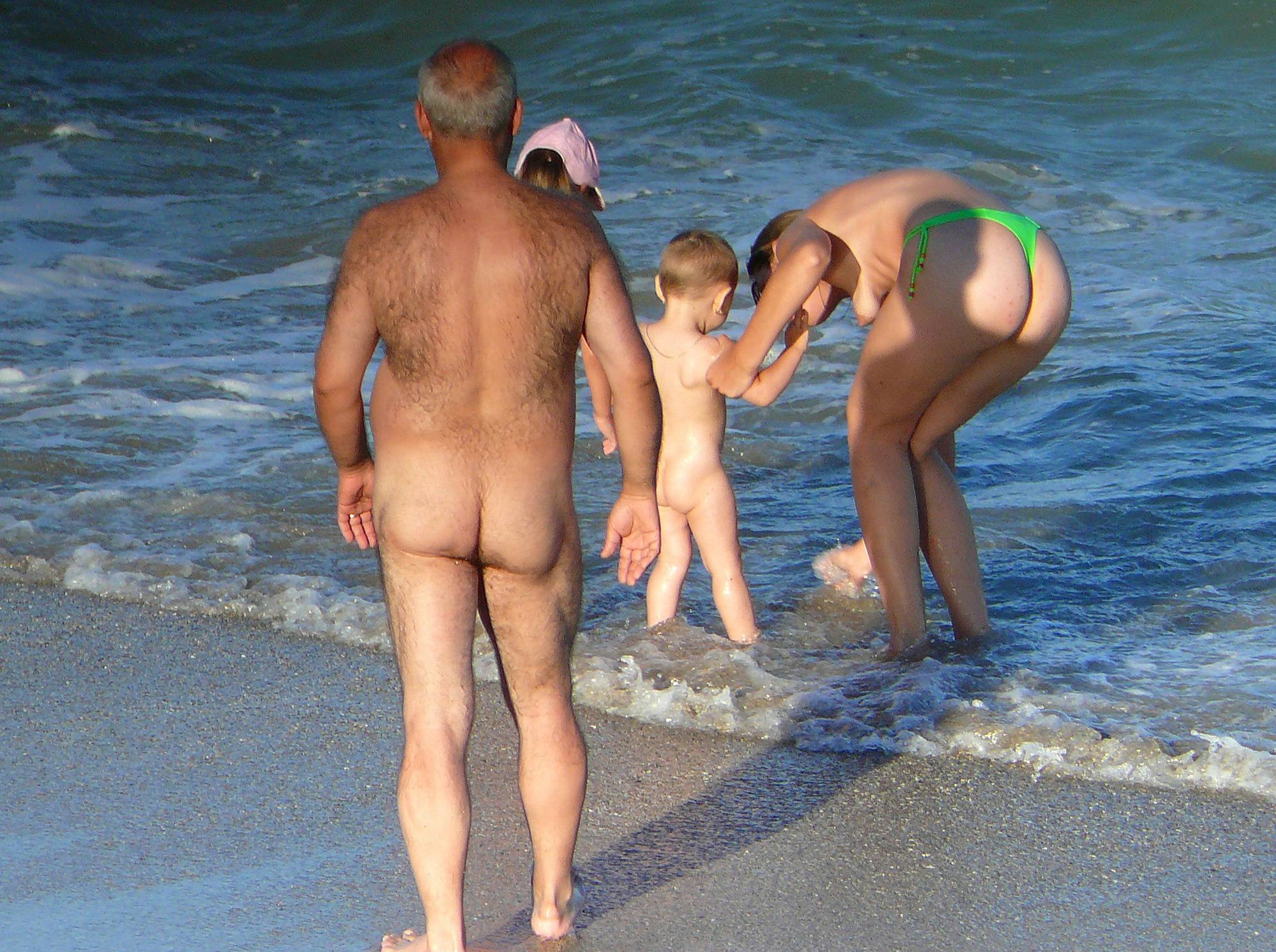 Romanian Parental Beach - 1